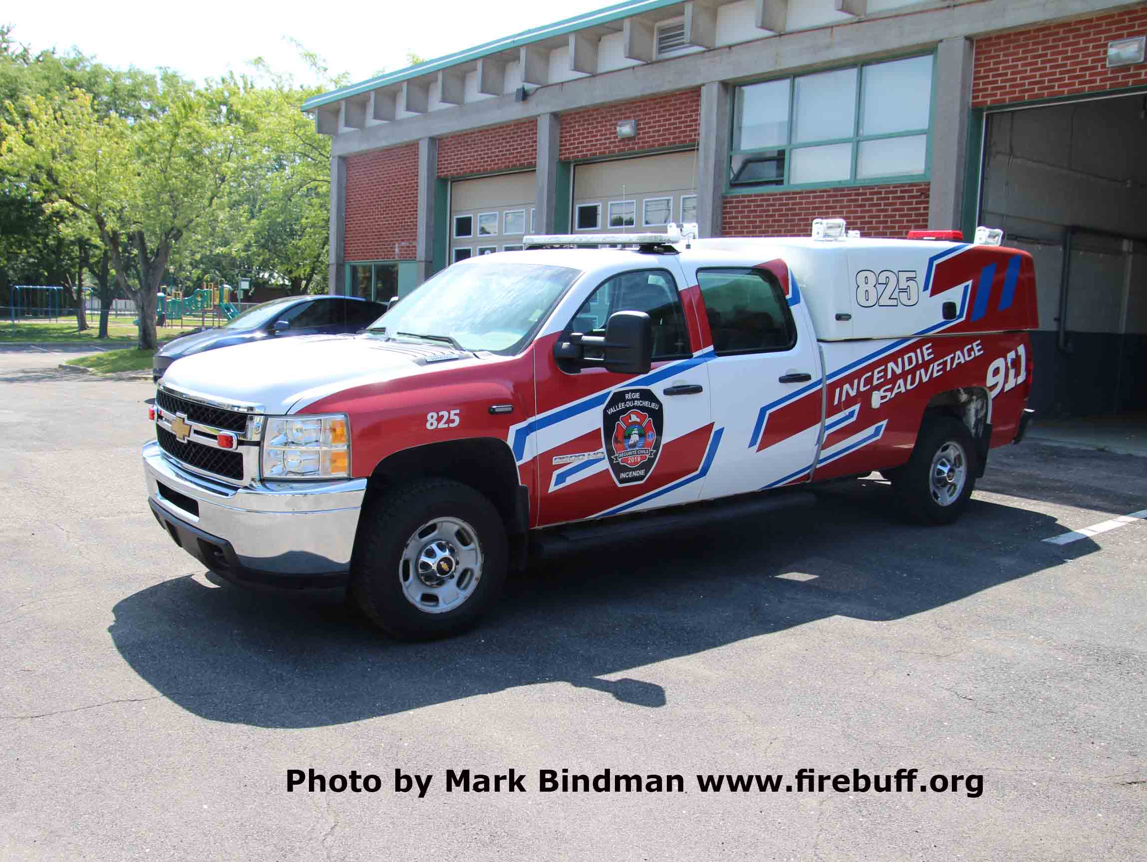 Dive Rescue 825